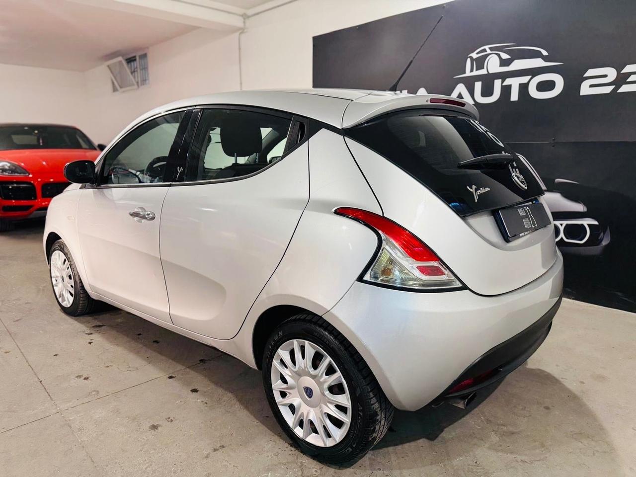 Lancia Ypsilon 1.2 69 CV 5 porte Ecochic Platinum*NEOPATENTATI*