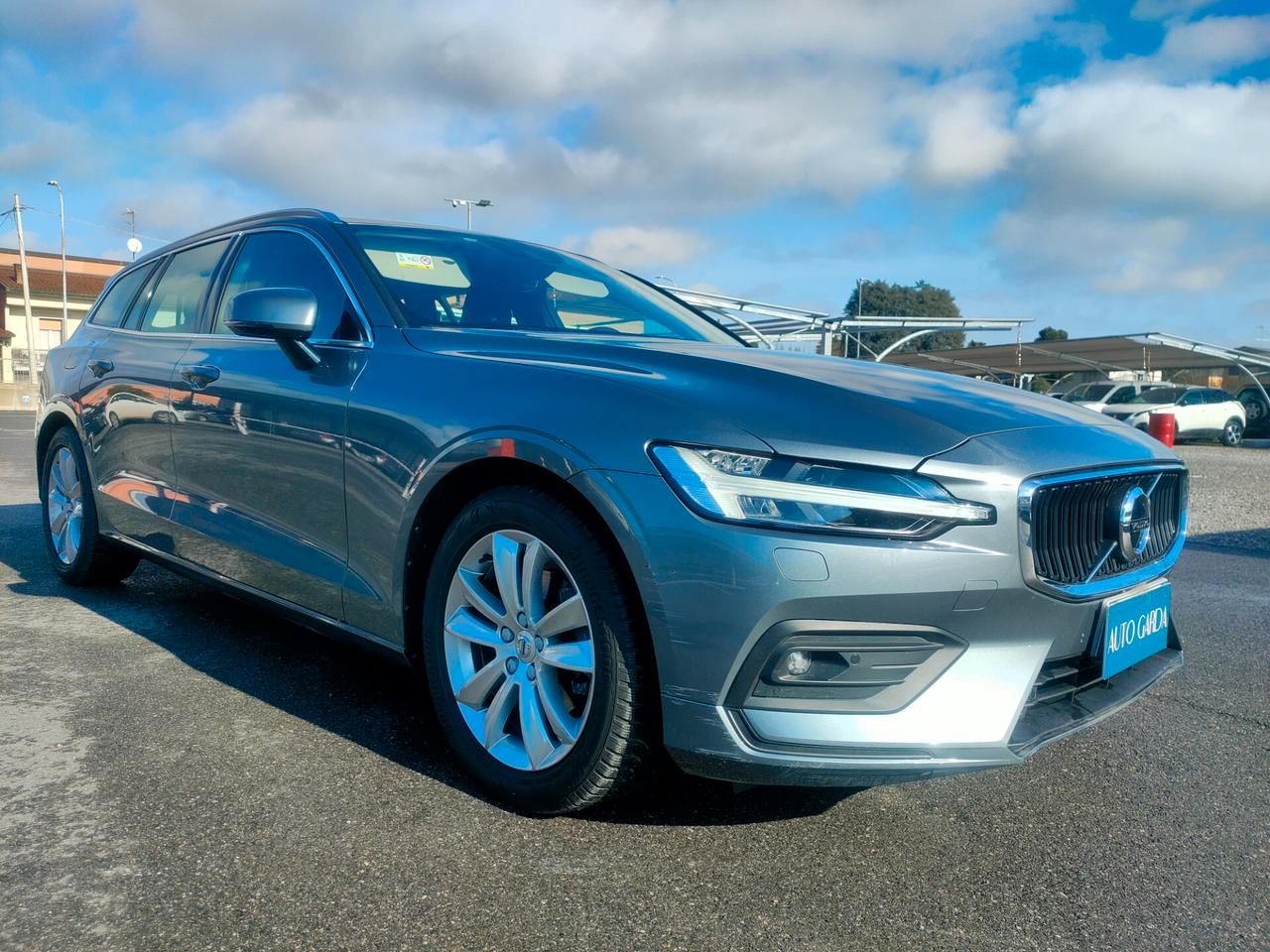 Volvo V60 B4 Geartronic Momentum Business Pro