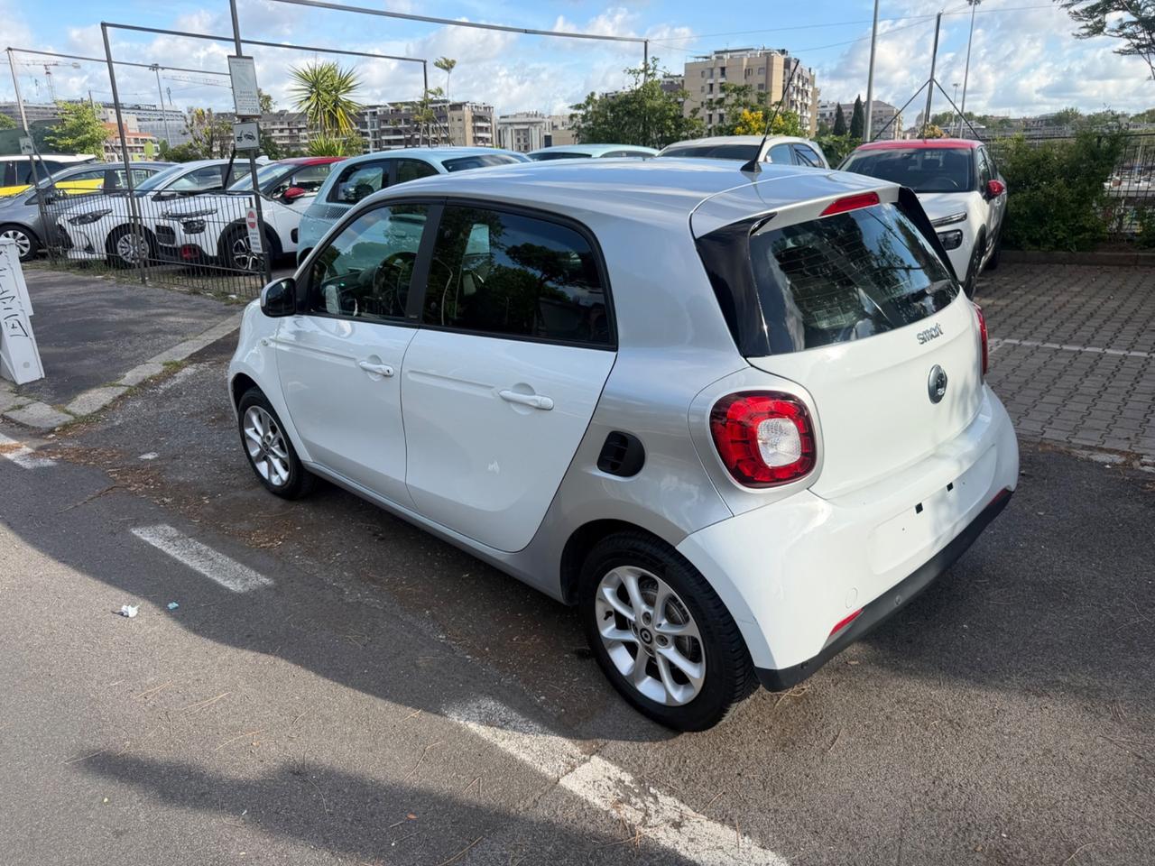 Smart ForFour 70 1.0 Passion Cambio automatico Navi Camera