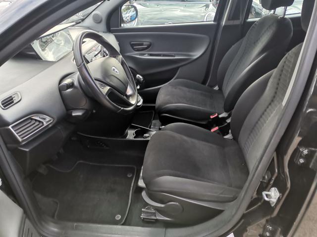 LANCIA Ypsilon 1.2 69 CV 5 porte Gold