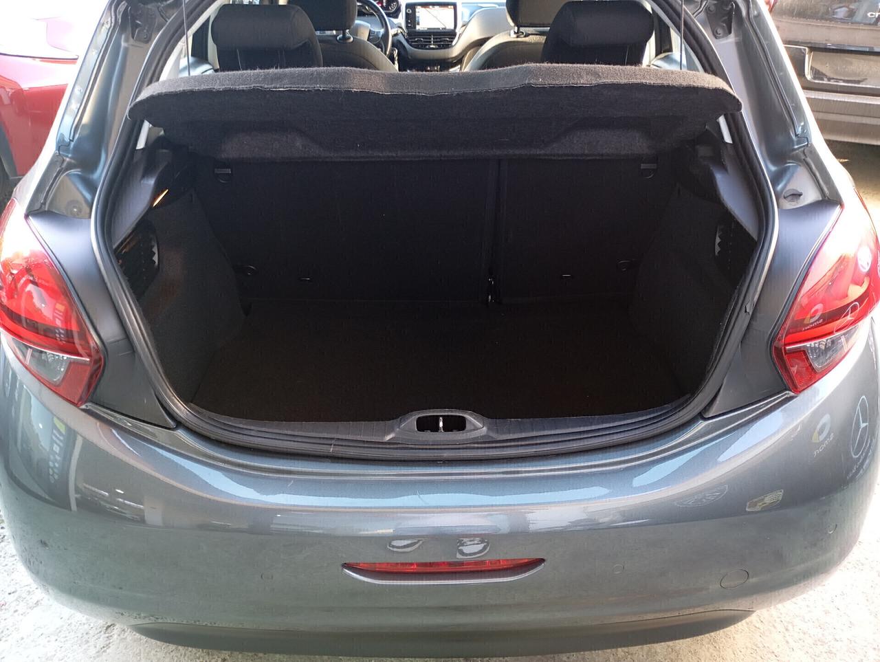 Peugeot 208 5P 1.2 PureTech 82CV Allure