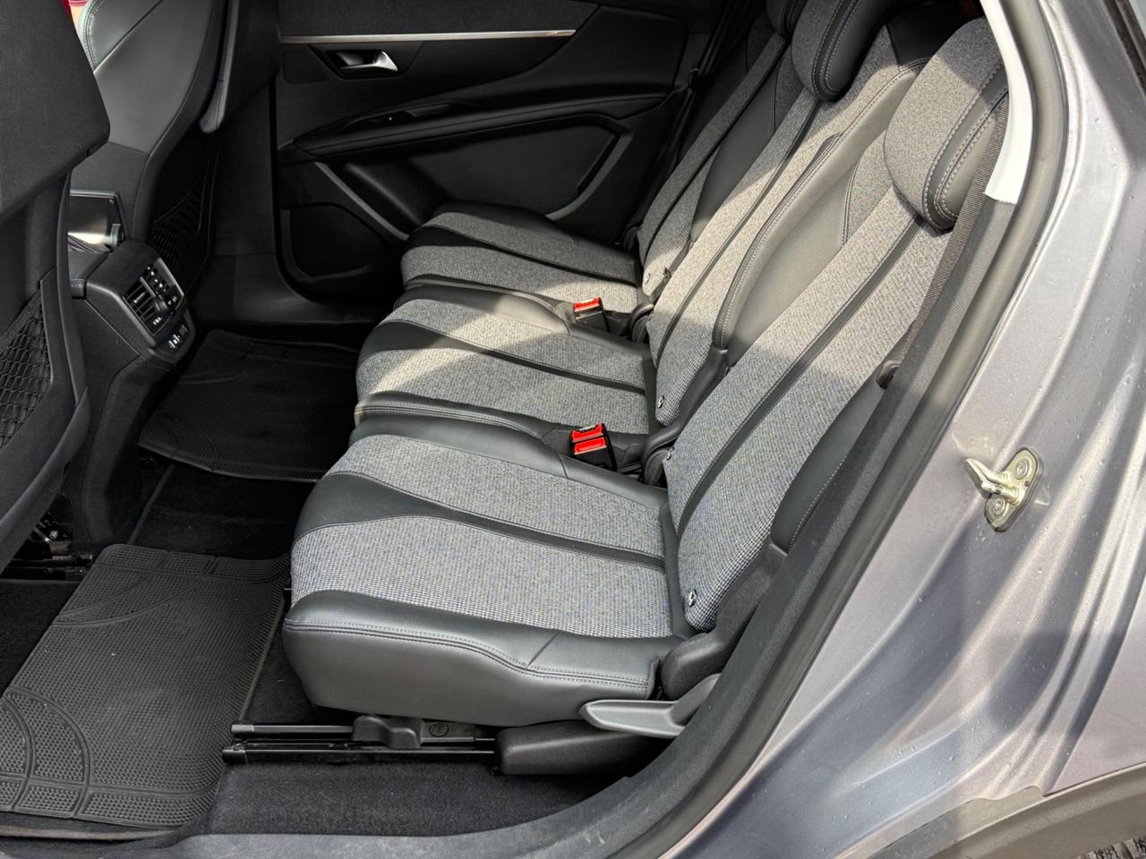 Peugeot 5008 BlueHDi 130 S&S EAT8 Allure 7 POSTI