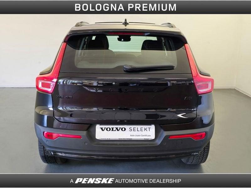 Volvo XC40 B3 automatico Ultra Black Edition