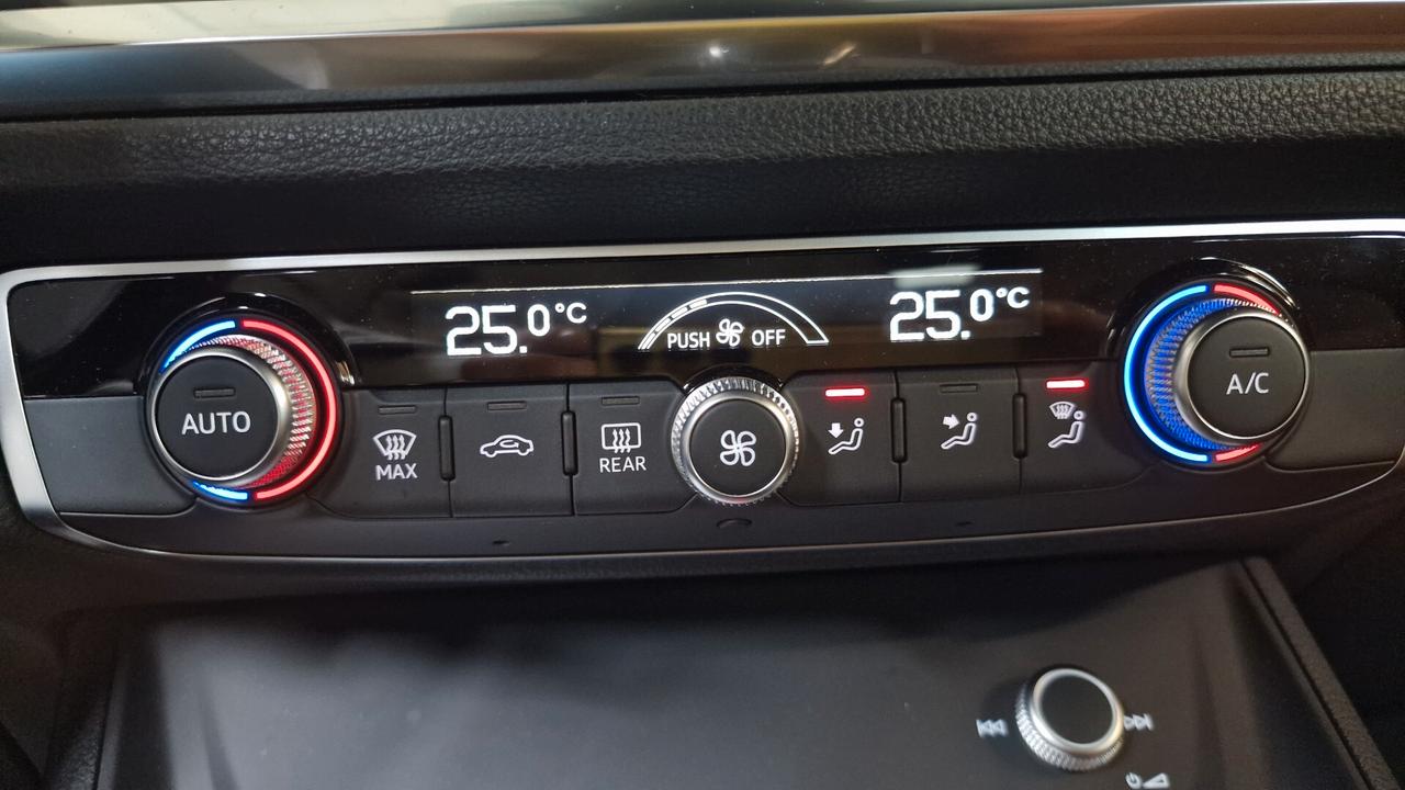 Audi Q3 SPB 40 TDI quattro S tronic Business Plus