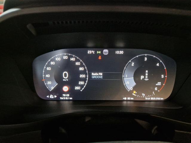 VOLVO XC40 2000 D4 AWD CV.190 INSCRIPTION+TETTO+19'+UNIPROP