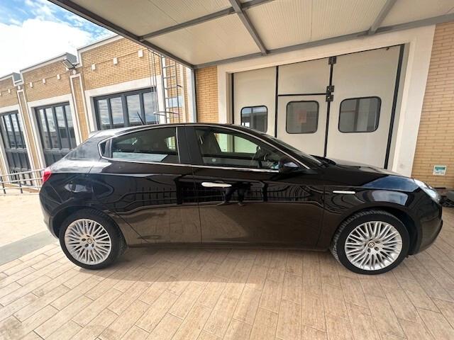 Alfa Romeo Giulietta 1.6 JTDm-2 105 CV Exclusive