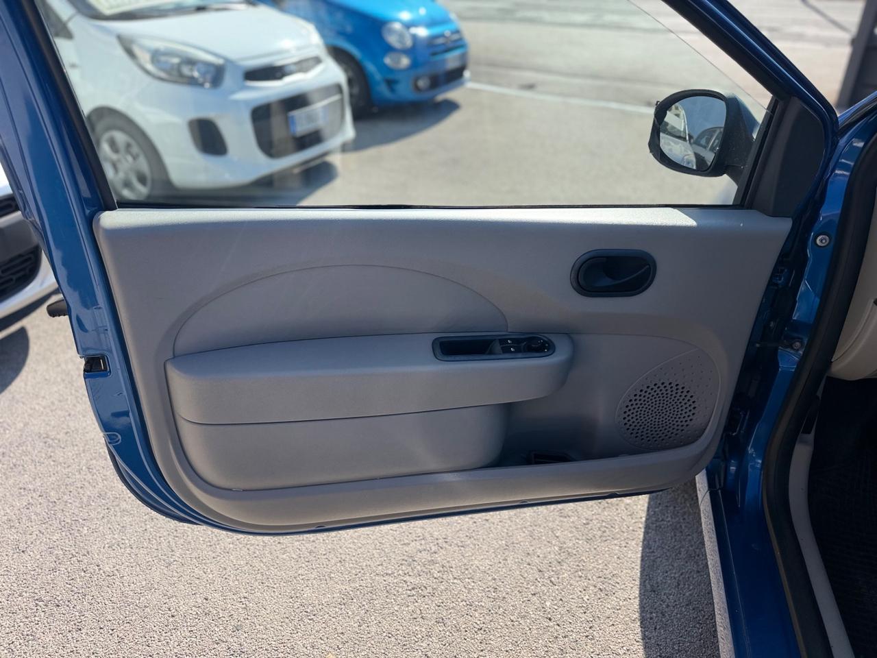 Renault Twingo 1.2 8V Dynamique
