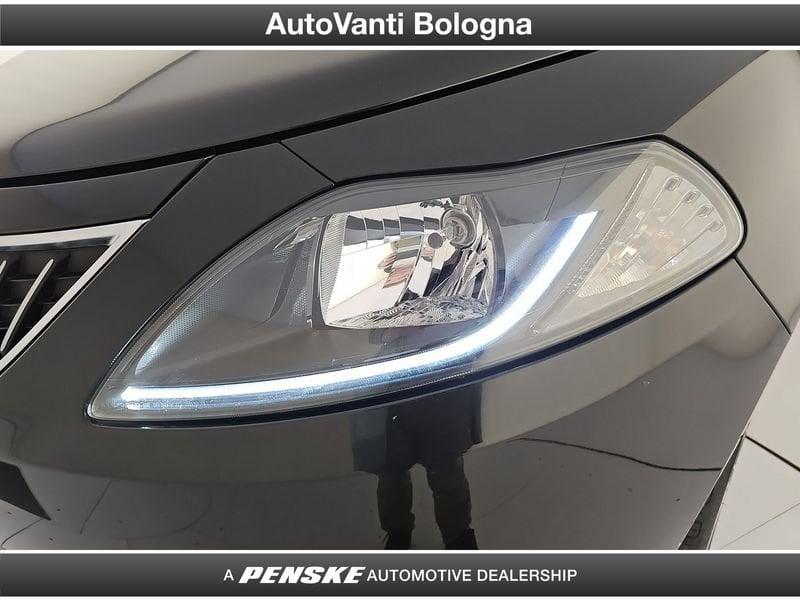 Lancia Ypsilon 1.2 69 CV 5 porte GPL Ecochic Silver