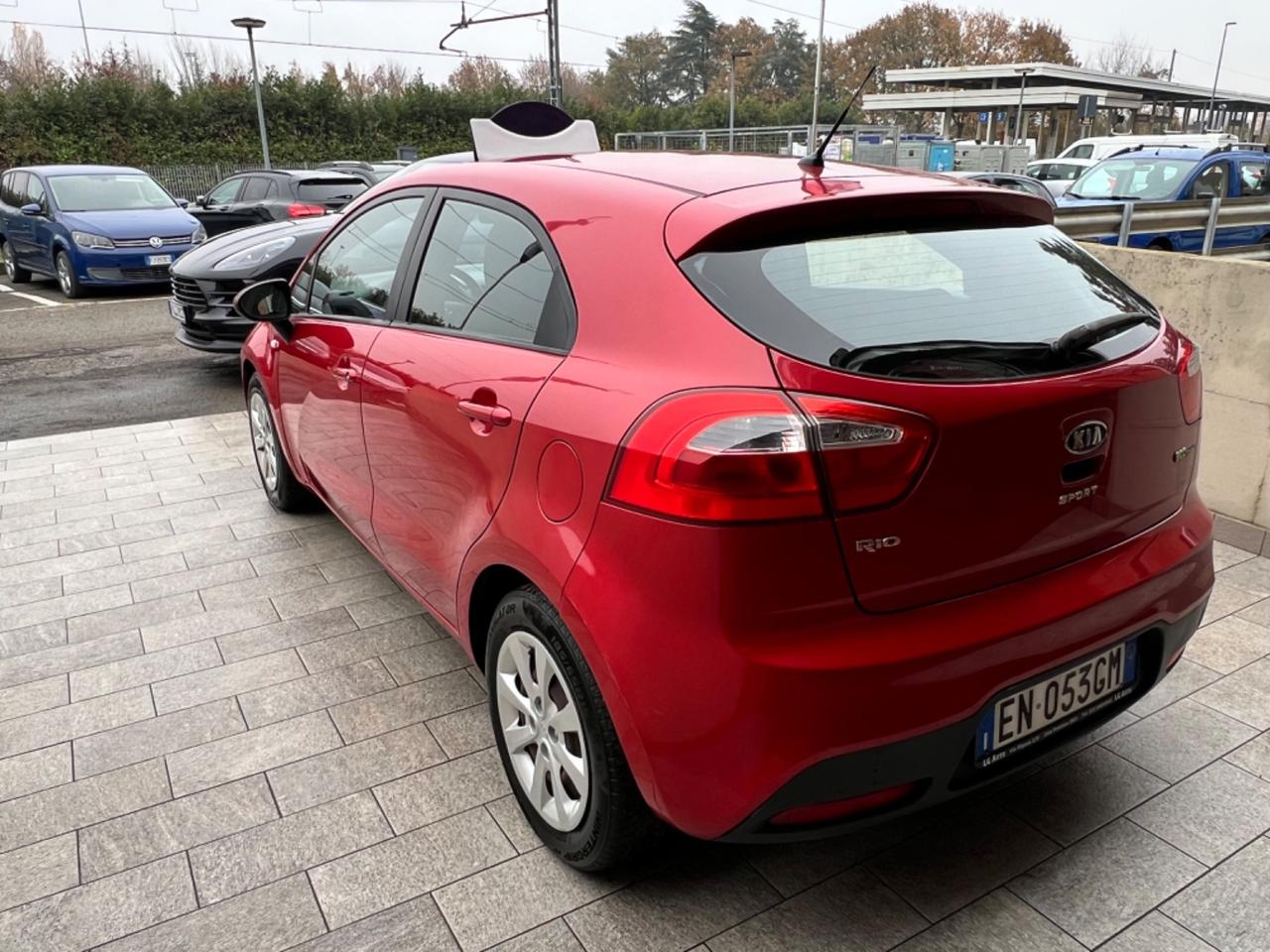 Kia Rio 1.1 CRDi WGT 5p. EX