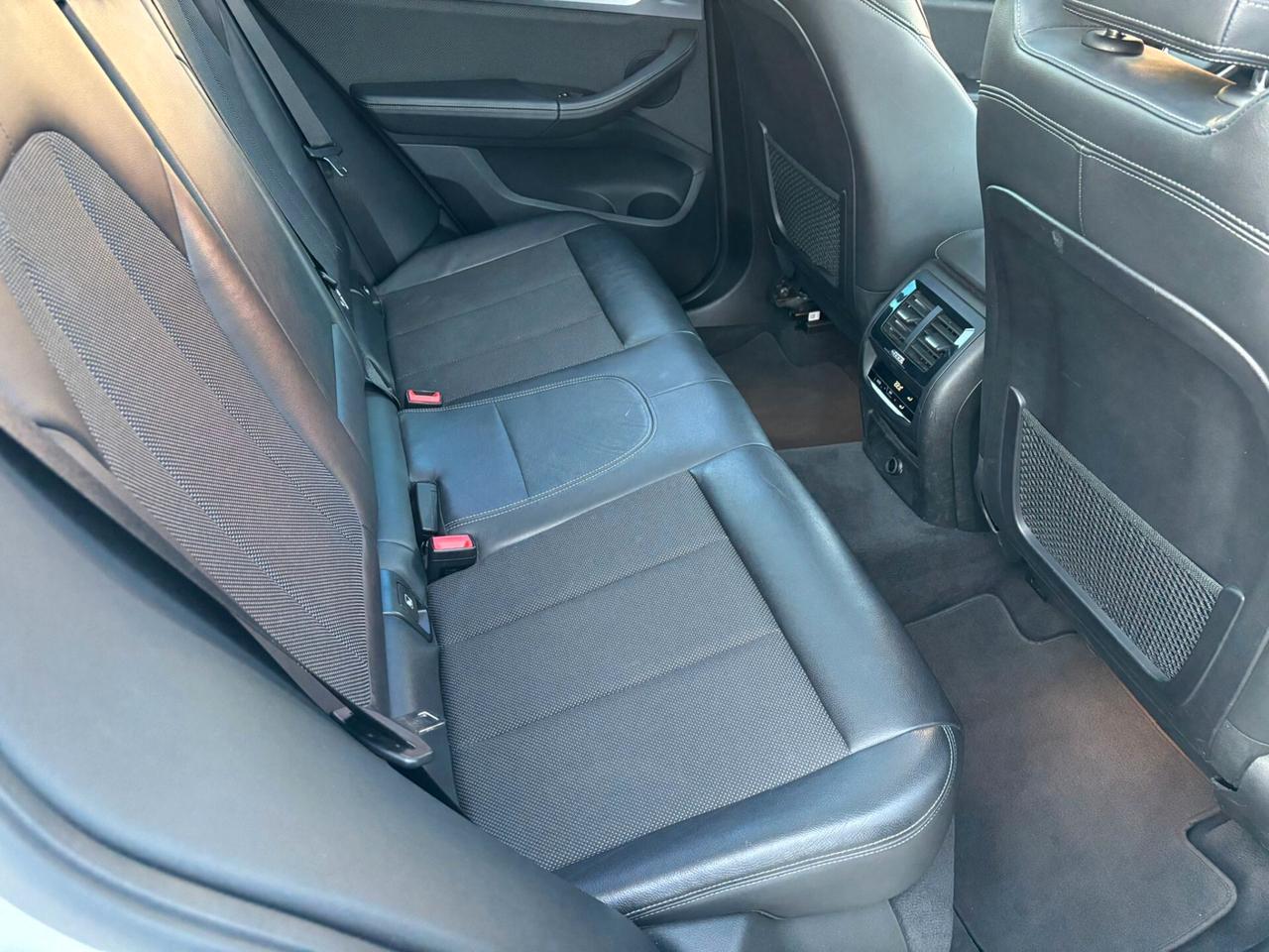 Bmw X3 xDrive20d Luxury