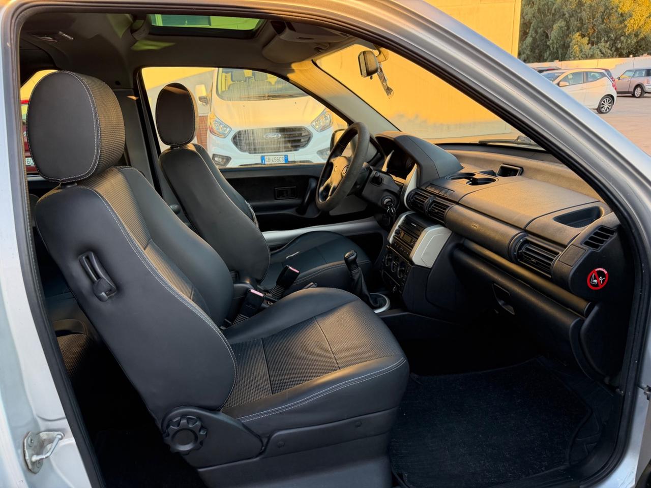 Land Rover Freelander 4x4 2.0 Td4 3p Sport