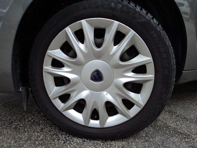 LANCIA Ypsilon 1.2 69 CV 5 porte GPL Ecochic