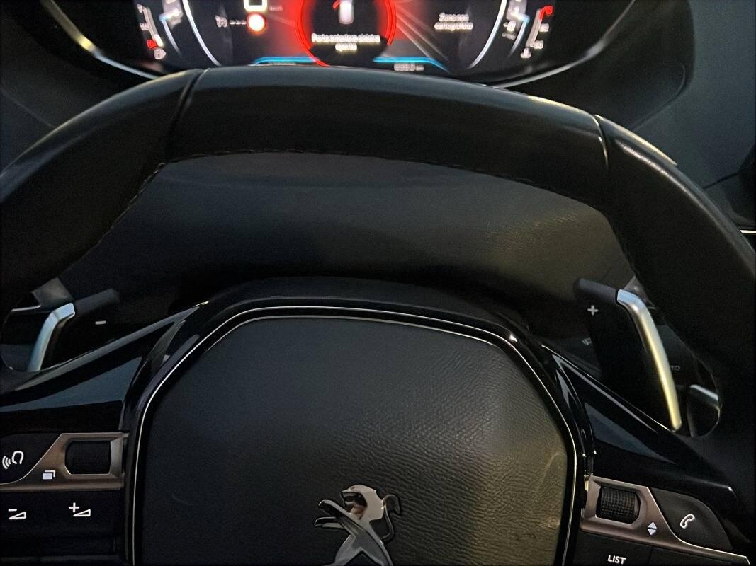 Peugeot 3008 II 1.5 bluehdi Allure Pack 130cv eat8 Con TELECAMERA