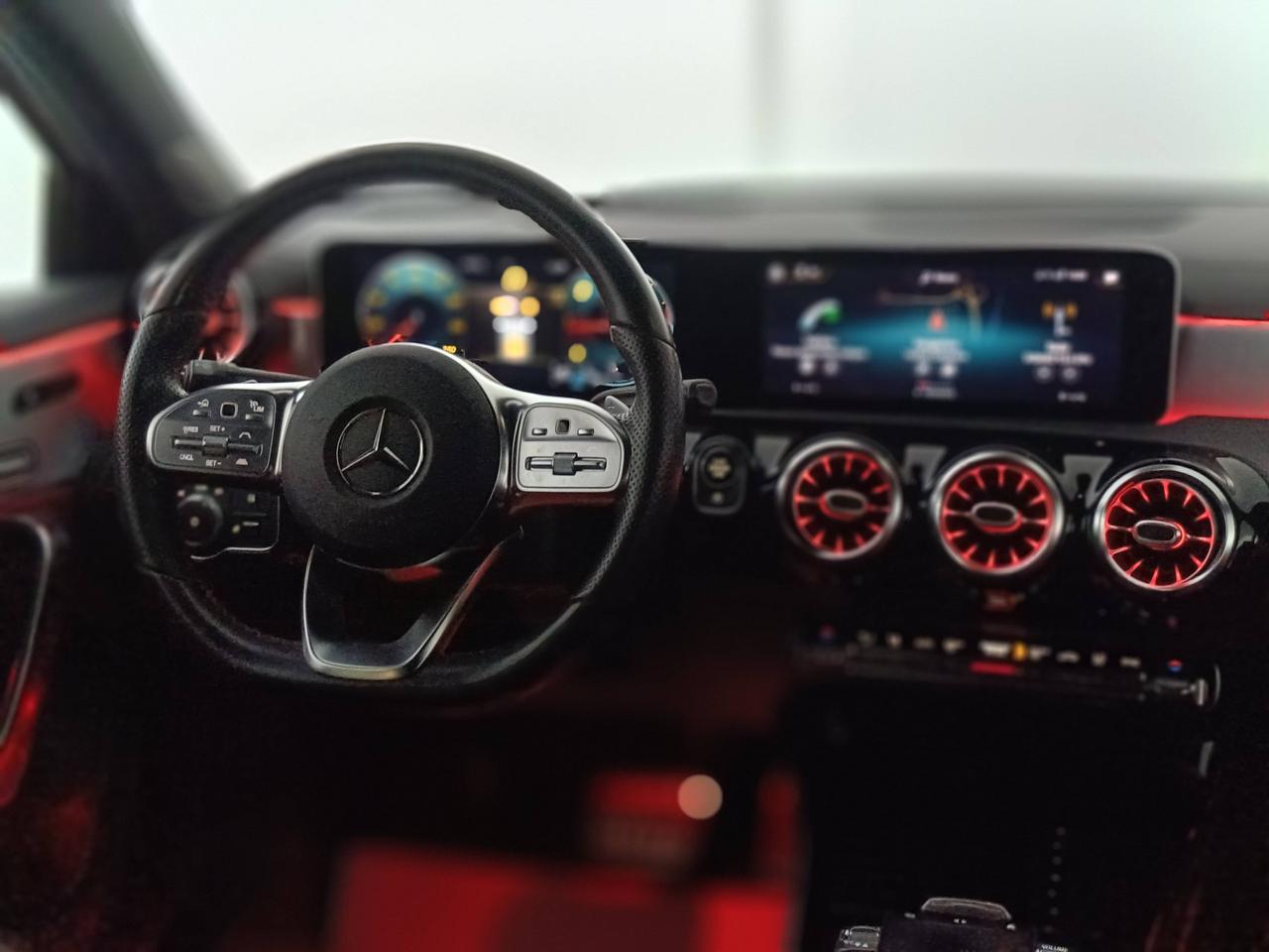 Mercedes-Benz Classe A - W177 2018 - A 180 d Premium auto