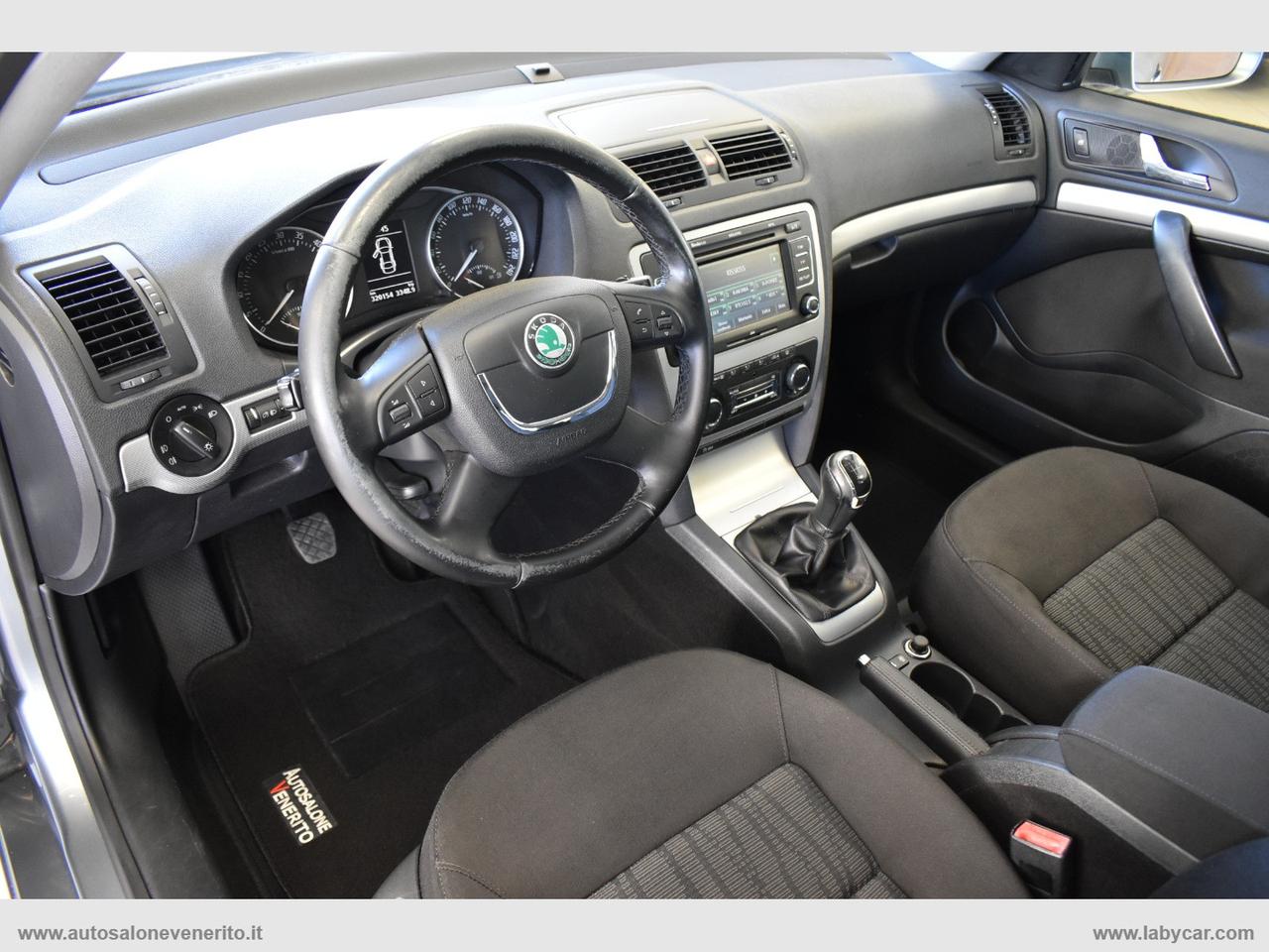 SKODA Octavia 1.6 TDI CR Wagon Elegance
