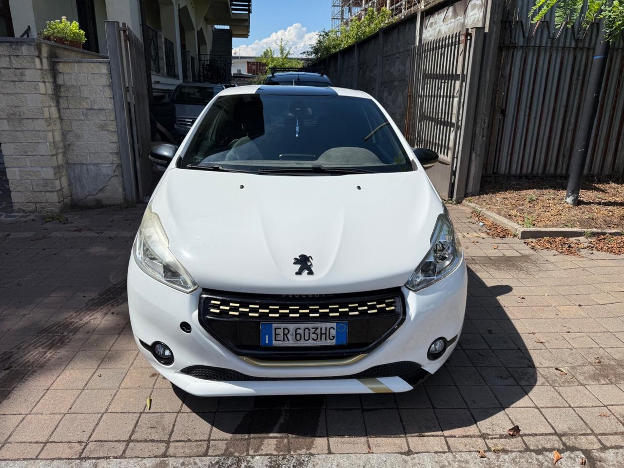 Peugeot 208 1.6 THP 200 CV 3 porte GTi