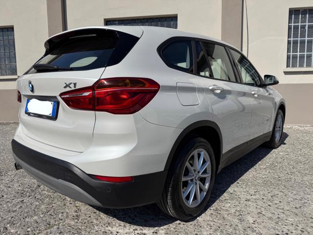 BMW X1 sDrive18d Business AUTOMATICA