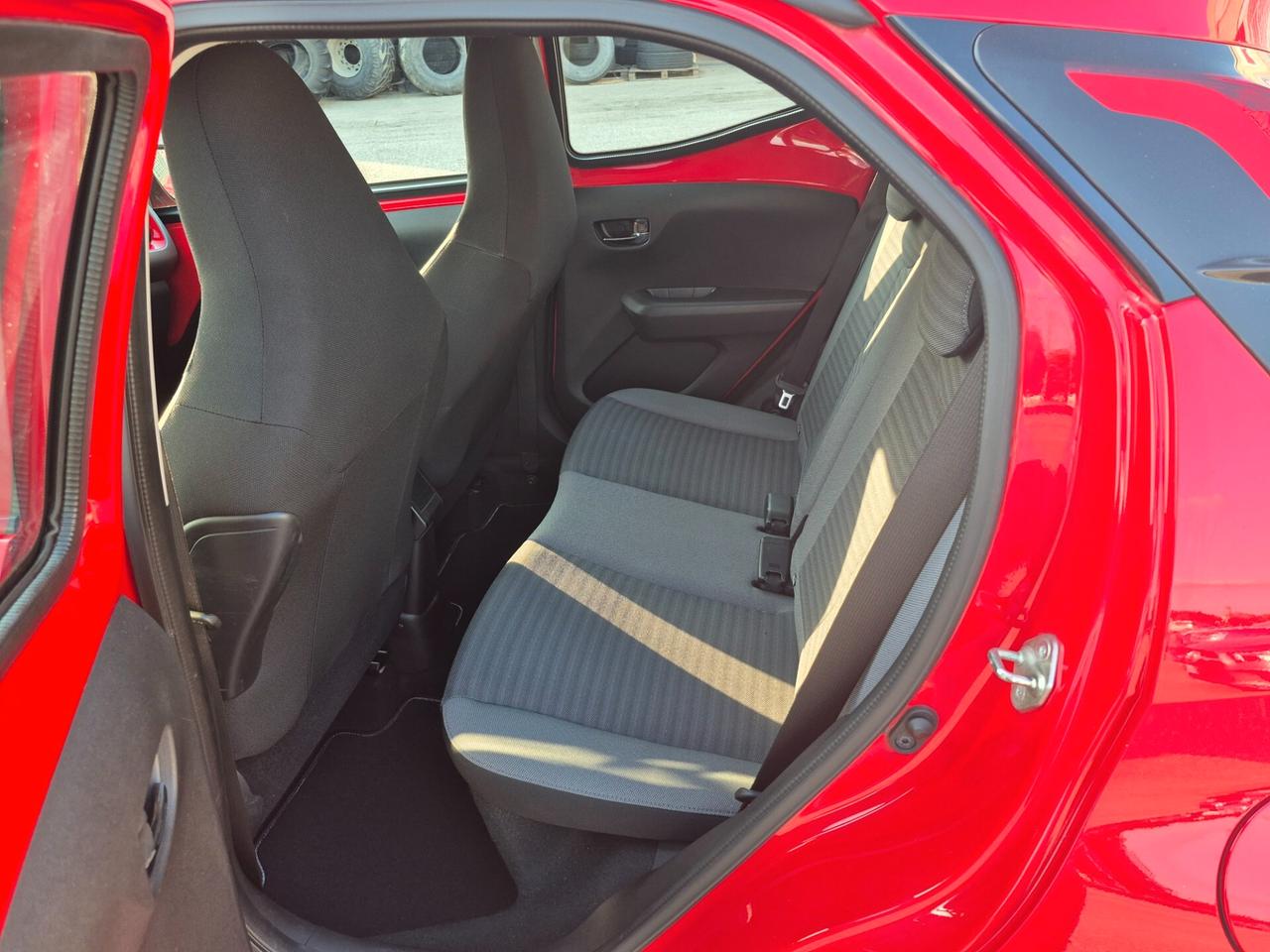 Toyota Aygo 1.0 VVT-i 72 CV 5 porte x-fun