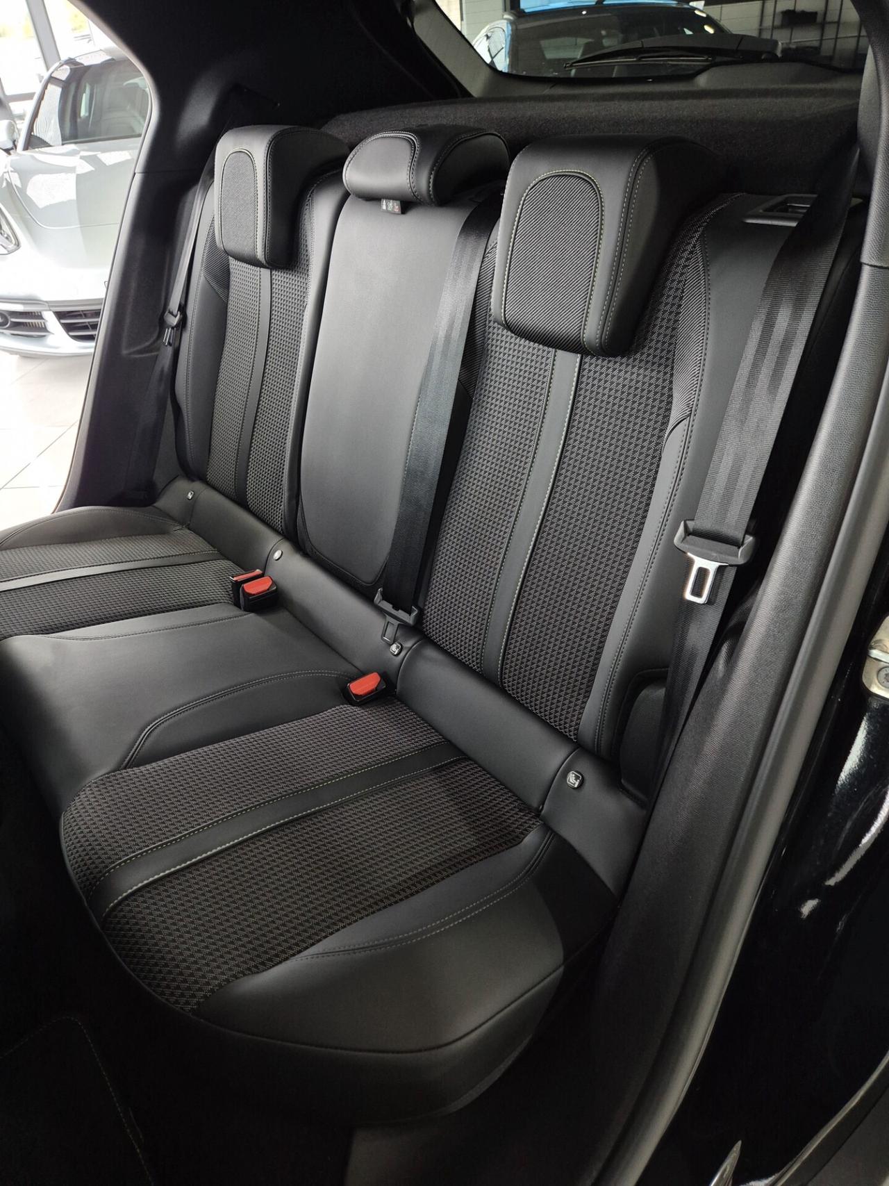 Peugeot 2008 GT 1.2 131cv AUTOMATICA RADAR CARPLAY
