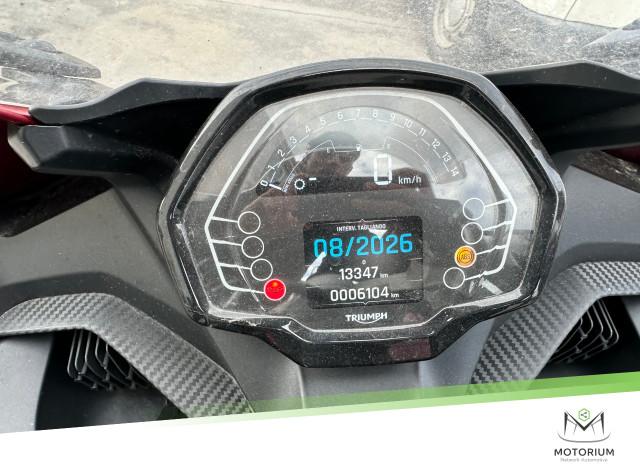 TRIUMPH Daytona 660
