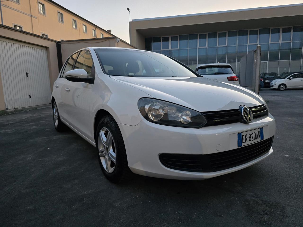 Volkswagen Golf 1.6 TDI DPF 5p. 2012