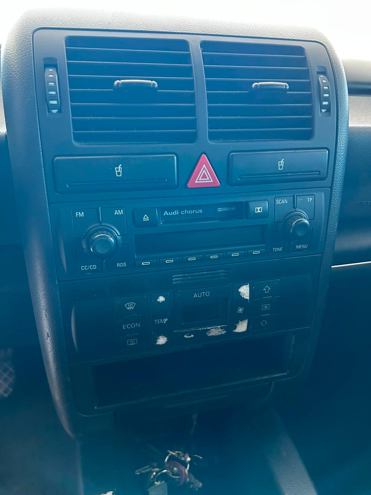 Audi A2 1.4 TDI x neopatentati 2003