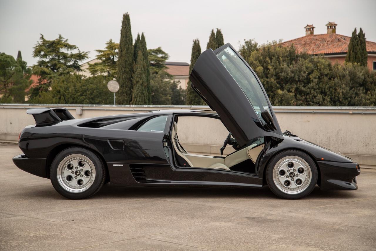 Lamborghini Diablo VT