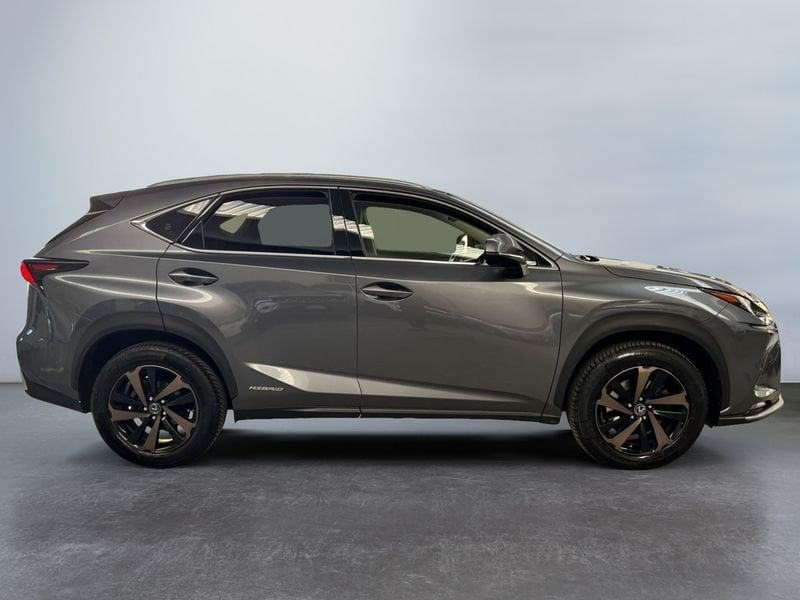 Lexus NX Hybrid Premium 4WD MY22