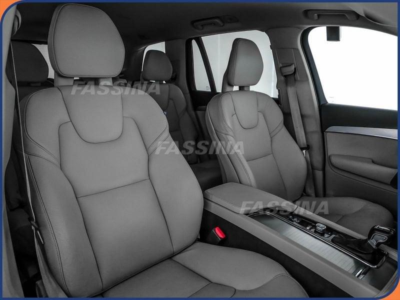 Volvo XC90 D5 AWD Geartronic 7 posti Momentum