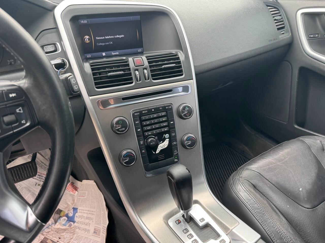 Volvo XC 60 XC60 D5 AWD Geartronic Kinetic