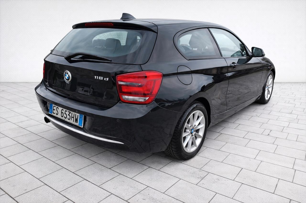 BMW 116d Urban 116CV 2014 – 4 CILINDRI-Navi Pelle Keyless PDC Tagliandi BMW