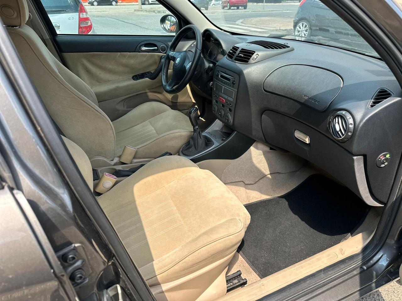 Alfa Romeo 147 1.6 16V TS (105) 5 porte Black Line