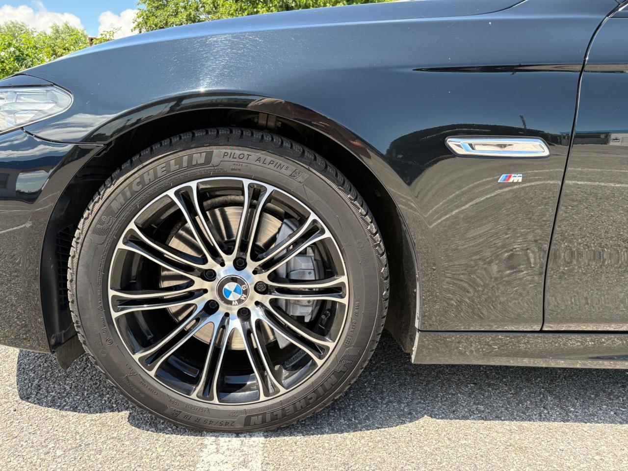 Bmw 525 525d Touring Luxury allestimento MSPORT aut.