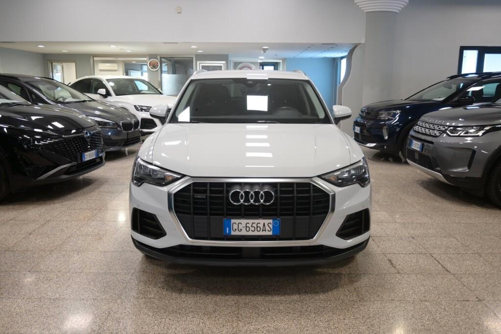 Audi Q3 35 TDI quattro S tronic Business