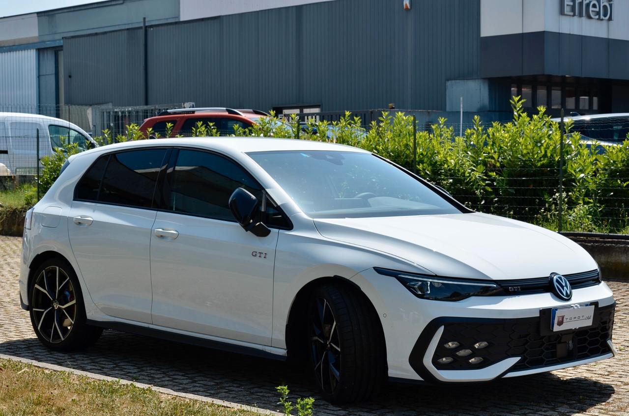 VOLKSWAGEN GOLF GTI 8.5 2.0 TSI 265cv DSG, PREZZO REALE, PRONTA CONSEGNA, PARI AL NUOVO, GARANZIA UFF VW, UNICOPROP, BOLLO E SUPERBOLLO PAGATI, EURO 6E, FARI IQ, PERMUTE