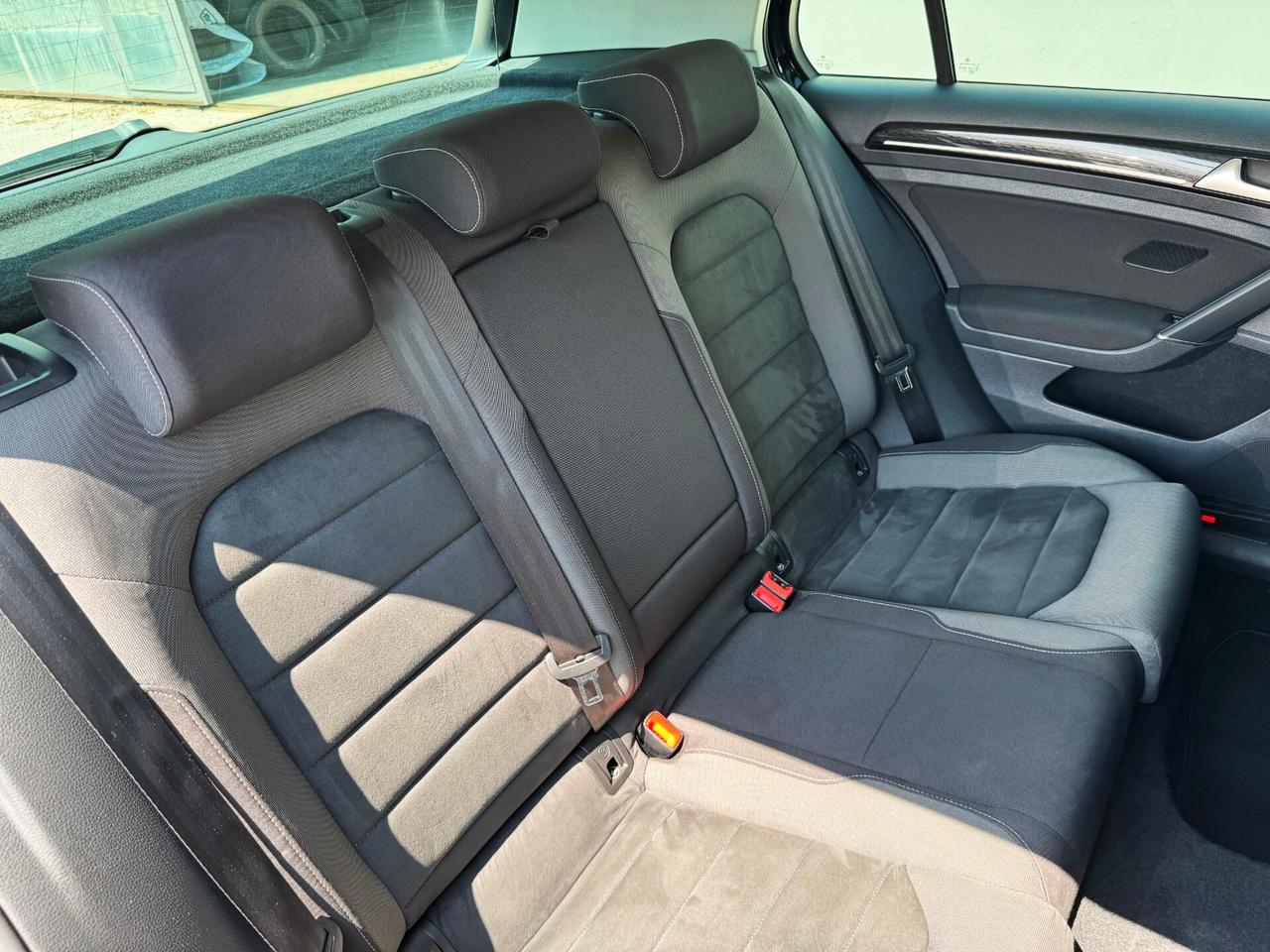 Volkswagen Golf 2.0 TDI Executive DSG 4motion 150cv | PREZZO REALE