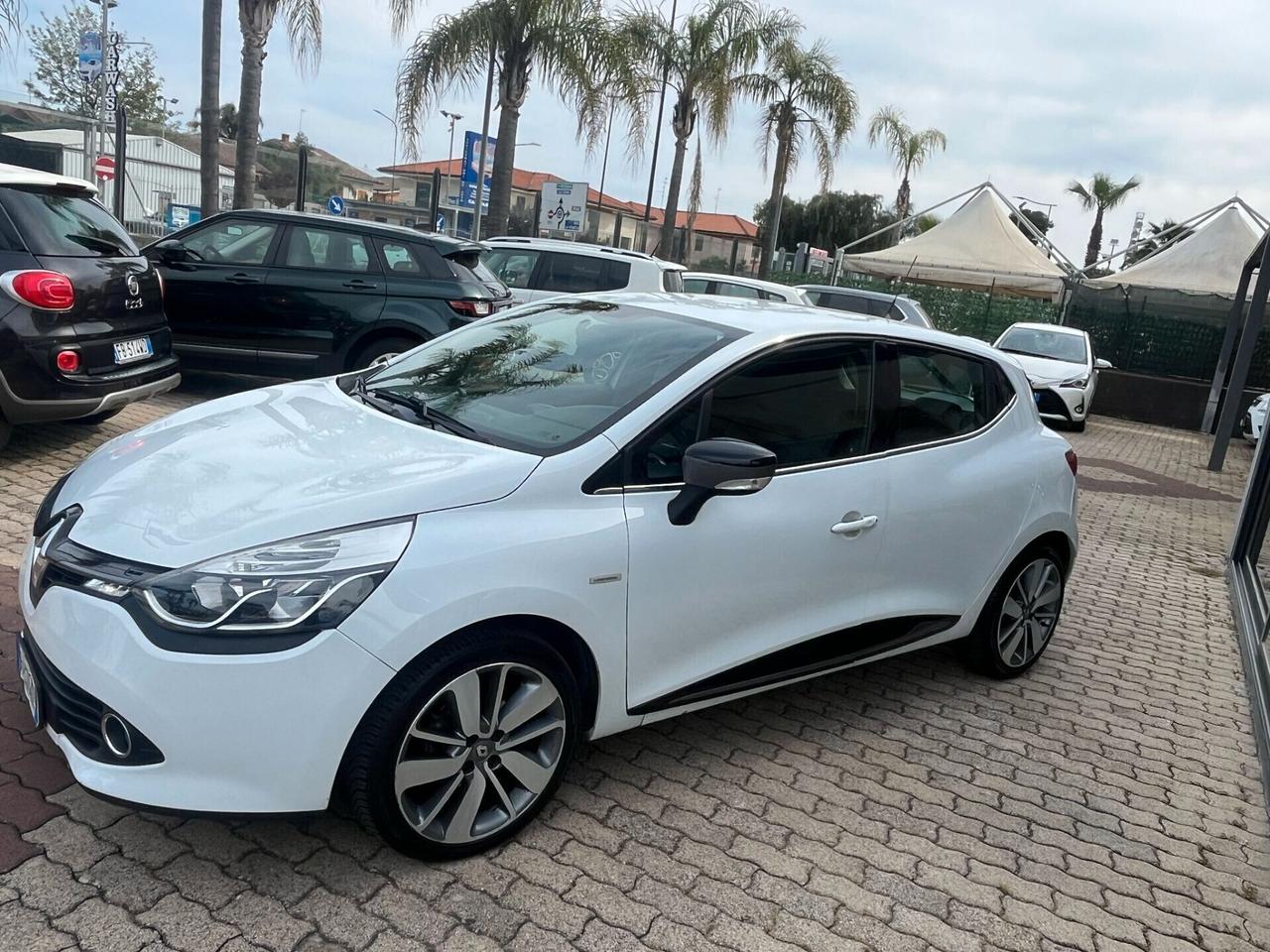 Renault Clio Sporter 0.9 TCe 12V 90CV Costume National