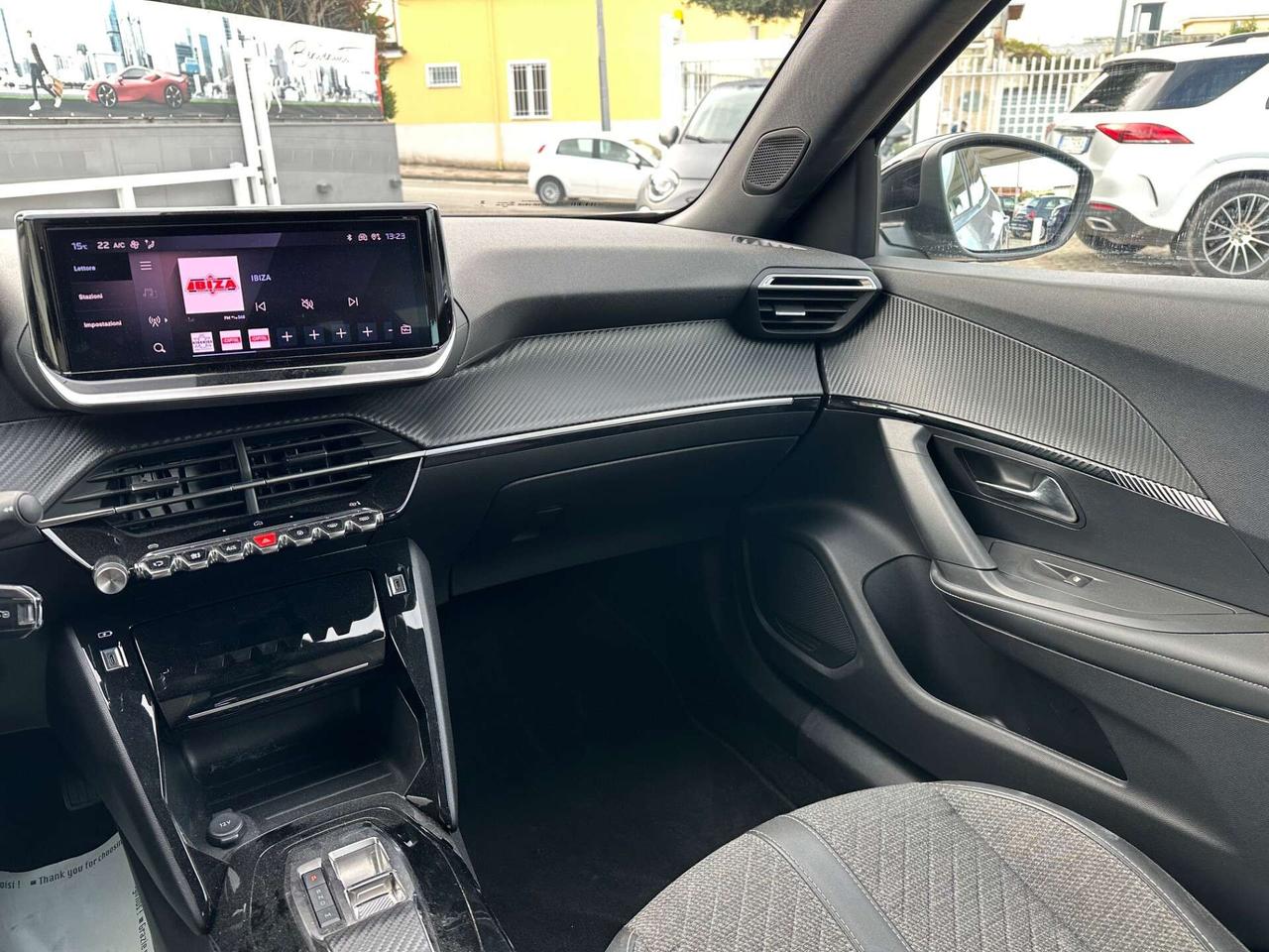 Peugeot 2008 2008 BlueHDi 130 S&S EAT8 Allure