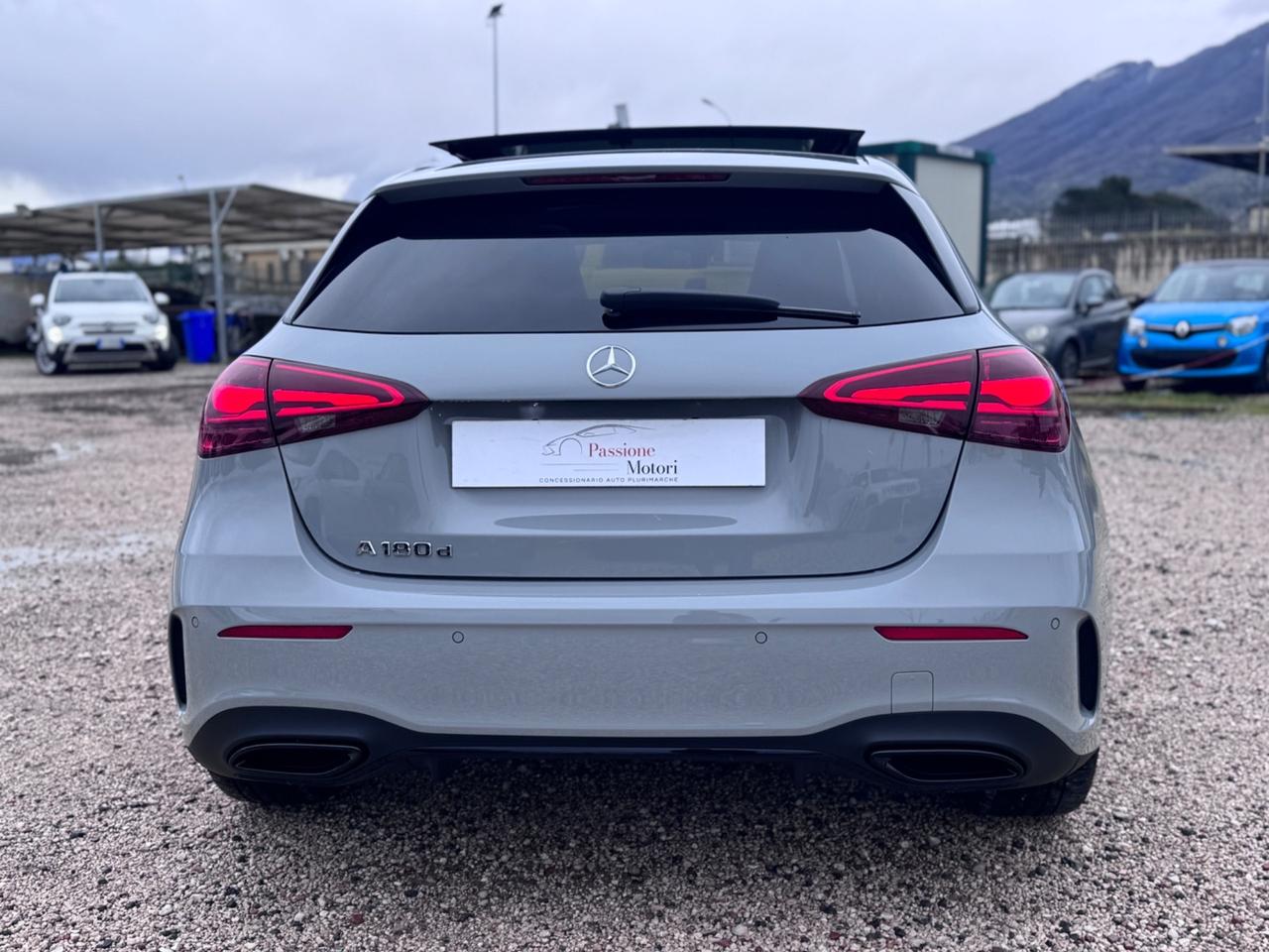 Mercedes-benz A 180 d Automatic Edition AMG Alpine Grey