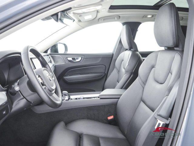 VOLVO XC60 B4 (d) AWD automatico Plus Dark- AUTOCARRO N1