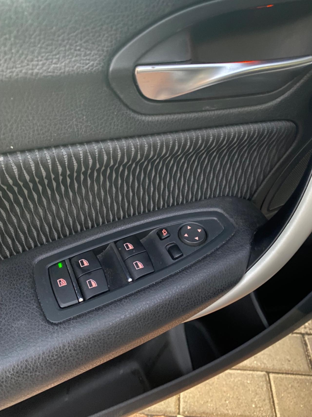 Bmw 118 118d 5p. Advantage 09/2019