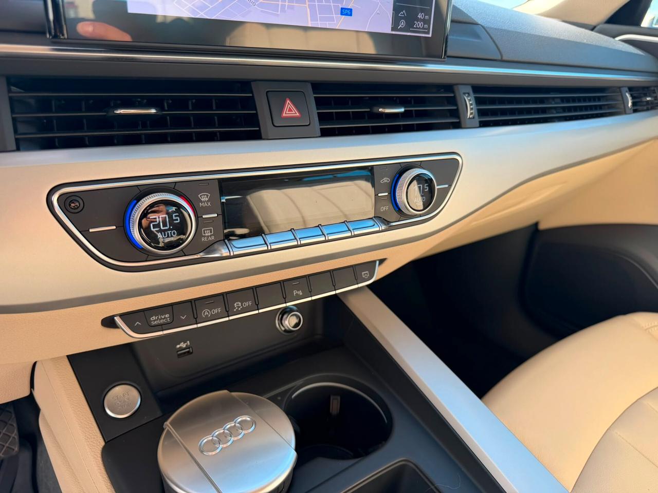 Audi A4 Avant 30 TDI/136 CV S tronic