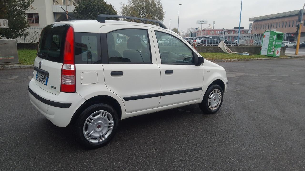 Fiat Panda 1.2 BZ metano 68milakm neopatentati 09