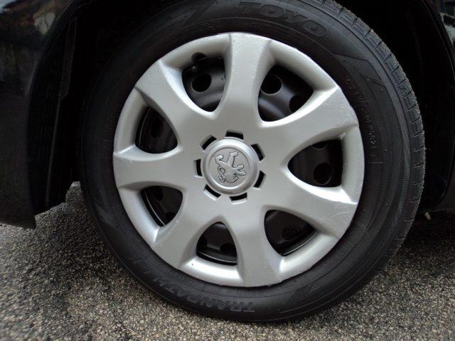 PEUGEOT 107 1.0 68CV 3p. Sweet Years