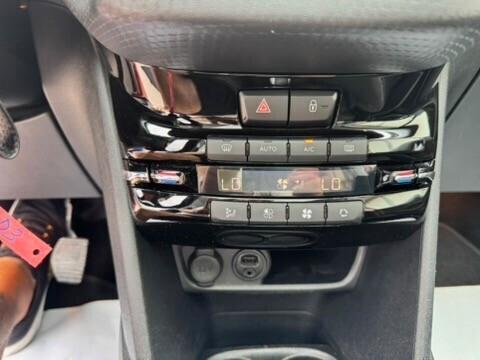 Peugeot 208 BlueHDi 75 5 porte Allure