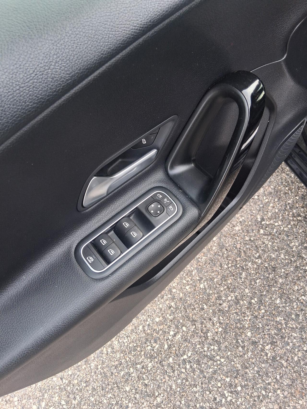 Mercedes-benz A 180 d Automatic Business Extra