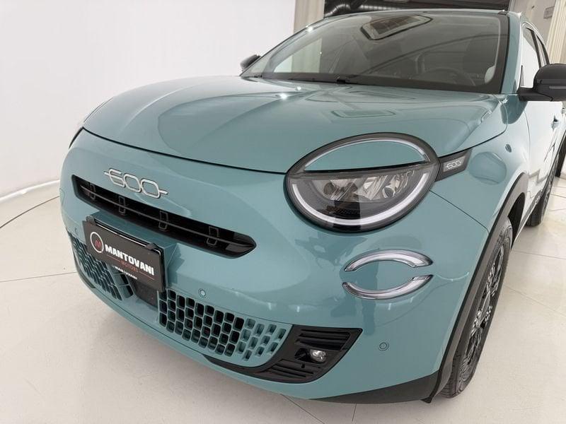 FIAT 600 1.2 Hybrid 145cv DCT MHEV