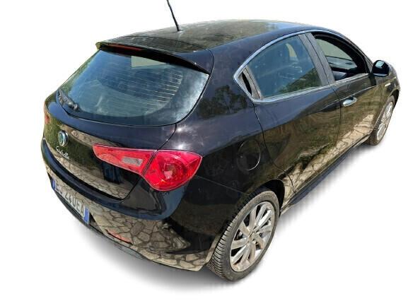 Alfa Romeo Giulietta 1.4 Turbo MultiAir Exclusive 2011