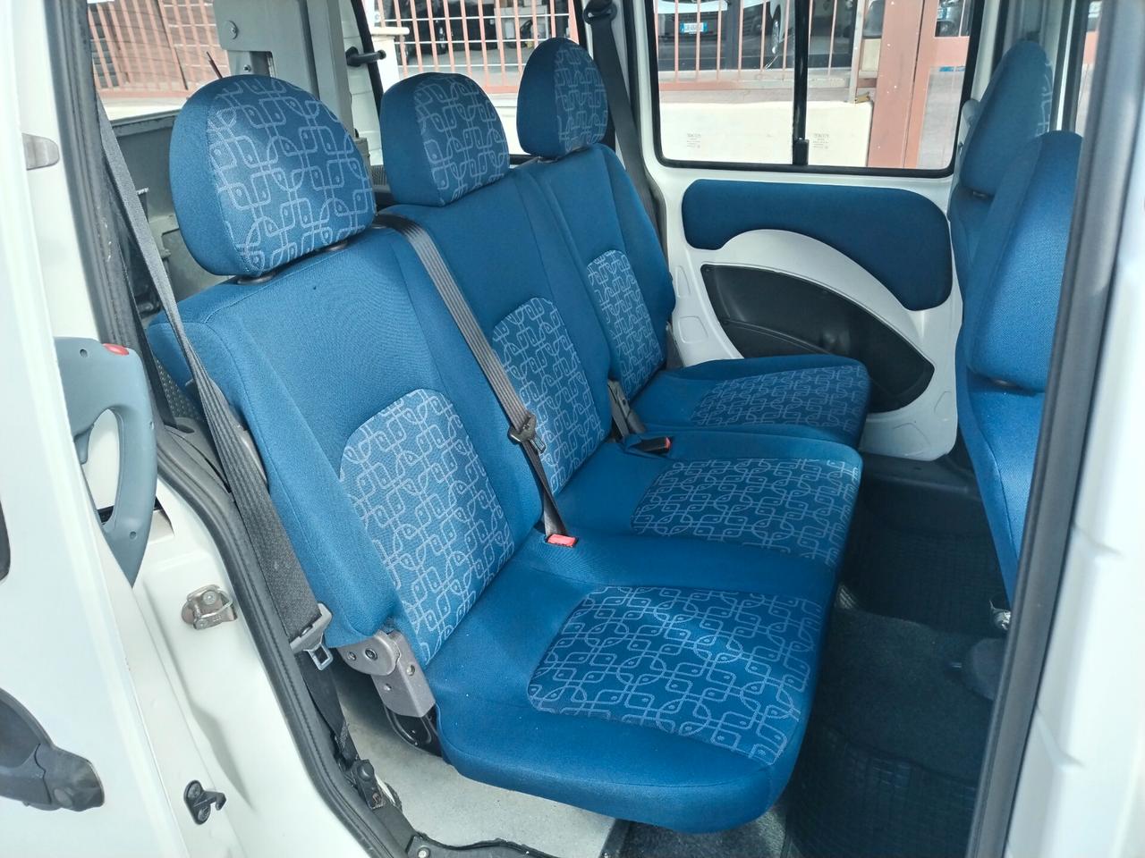 Fiat Doblo 1.9 JTD cat tetto alto pedana per disabili