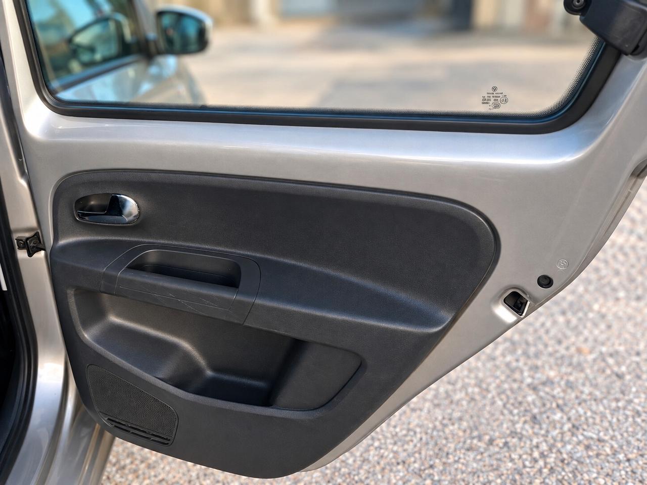 Volkswagen up! MOVE